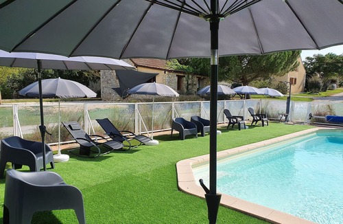 Salviac Cottage | Comfortable 4/5-person gite with shared heated pool Sarlat/Cahors