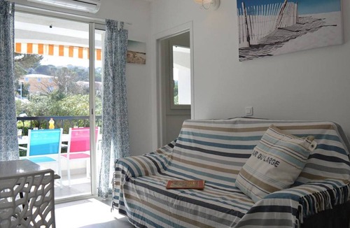 Sainte-Maxime Apartment | Comfortable Apartment for 4 Near Beach in Sainte-Maxime