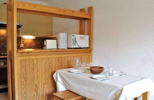 Risoul Apartment | Comfortable Apartment with Pool, Tennis and Pets in Risoul
