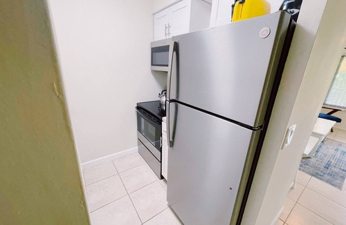 Jensen Beach Apartment | Comfy & Spacious 1 BR APT w/Pool near downtown