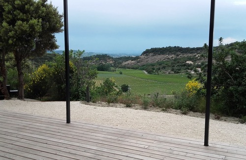 Rousset-les-Vignes House | Contemporary gites with swimming pool in Drôme Provençale