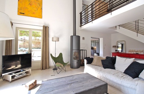 Eygalieres House | Corner of paradise with beautiful views of the Alpilles