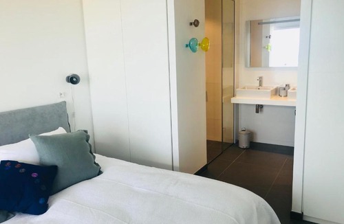 Solaro Apartment | Corsicacasa Appartement De Luxe Sur La Mer Port De Solenzara