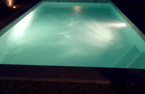 L'Isle-sur-la-Sorgue Cottage | Cottage with pool in L'Isle Sur La Sorgue