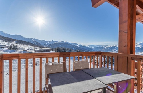 Arc-1800 Apartment | Cozy 3-bedroom apartment with pool, spa, and parking - Arcs 1800