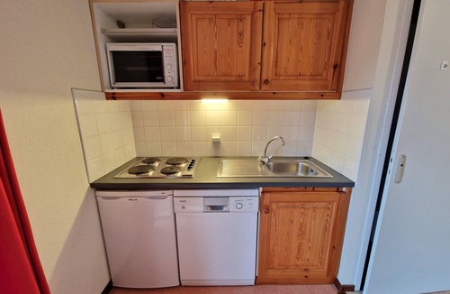 Valfrejus Apartment | Cozy 3-Room Apartment for 4-6 People, Near Ski Piste in Modane