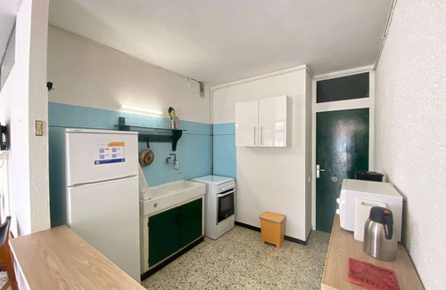 Port-la-Nouvelle House | Cozy 3-Room House, 6 Sleeps, Near Beach & Shops, 2 Terraces, Pet Friendly