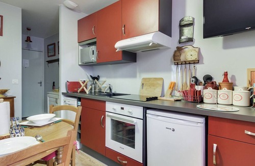 Cauterets Apartment | Cozy 4-Person Apartment in Central Cauterets, Close to Ski Lift, Spa, and Amenities