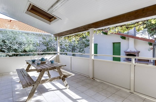 Biscarrosse Plage House | Cozy Beach House: Steps from Center, 400m to Ocean, Sleeps 6