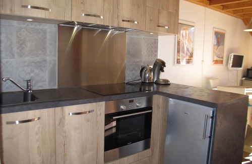 Val-Thorens Apartment | Cozy & Elegant Apartment in Val Thorens, Ski-in/Ski-out, south-facing view, 36m2