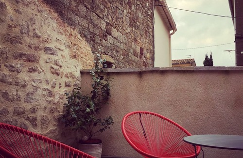 Villespassans House | Cozy loft nestled in the heart of the village