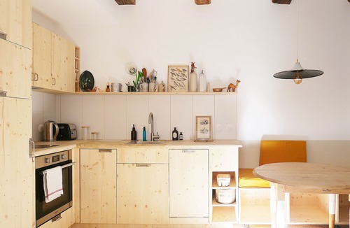 Besancon Apartment | Cozy N'est house on historic courtyard-garden, close to station and city center
