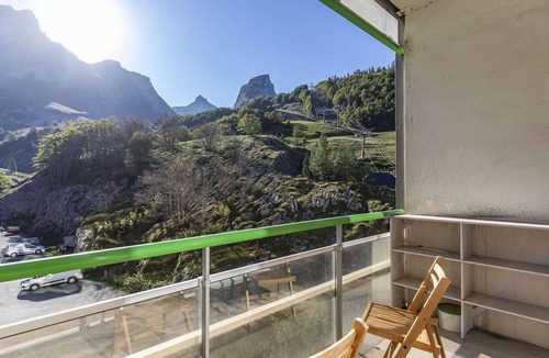 Eaux-Bonnes Apartment | Cozy studio for 4, balcony with mountain view, near Gourette slopes