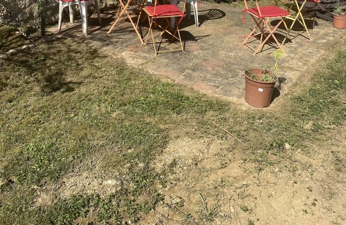 Clermont-Dessous Bed & Breakfast | Daho room "Chez Sophie" 4 people maximum