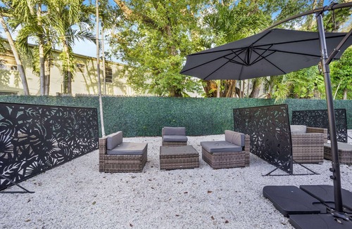 Northeast Miami Condo | Designer Studio | Close to Wynwood | Design District | Downtown