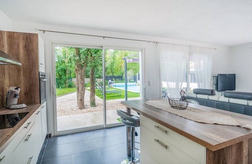 Sainte-Anastasie-sur-Issole House | Detached house in Provence verte, near the village center