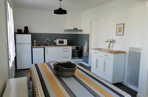 Barbatre House | Detached house near beach and shops