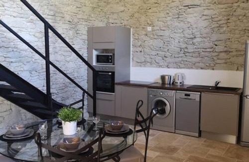 Sainte-Eulalie Apartment | Diamond - Gîte dans vieux prieuré près de Carcassonne