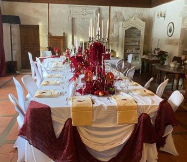 Montanges House | Domaine du Très-Haut - Château de Montanges