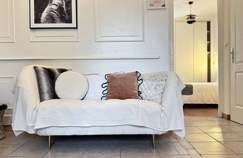 Grand Clement Apartment | Donut Suite