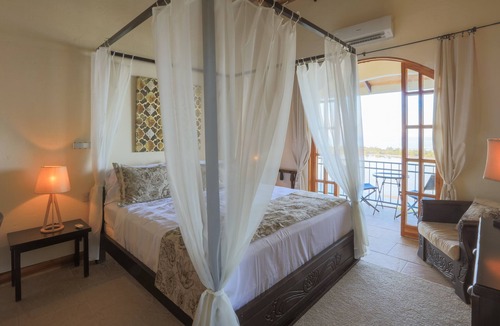 Playa Tortuga Cabin | Dramatic Ocean View and Exclusive Island Beach - Ocean View Room #4