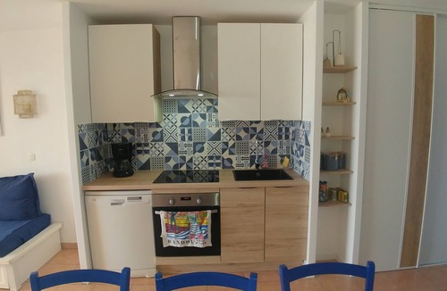 Six-Fours-les-Plages Apartment | DUPLEX 2 bedrooms, 48 m², Air-conditioned, PANORAMIC SEA VIEW in SIX FOURS, near SANARY