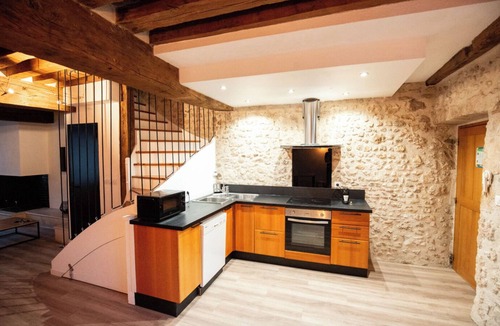 Bourgogne Apartment | Duplex "Le Bourgogne" historic center of Orléans