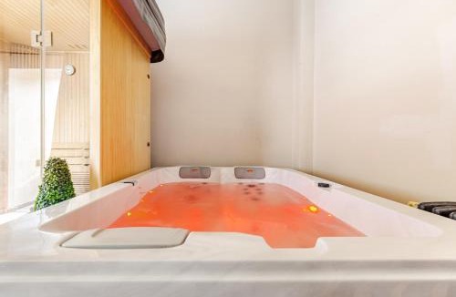 Montrouge Apartment | Duplex Luxe - Sauna & Jacuzzi Privatif