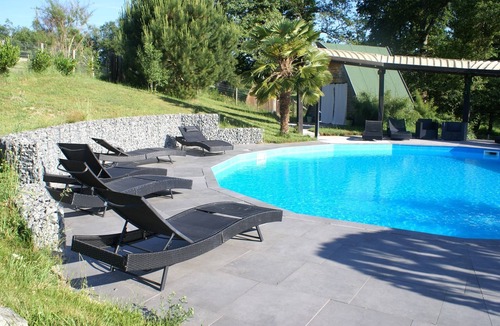 Dompierre-les-Eglises Cottage | eco-gîte with SPA in the heart of nature, horse riding, Limousin