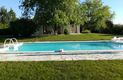 Solaro House | Elegant seaside villa with private pool surrounded by a 2000m2 garden