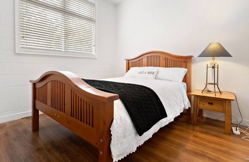 Epsom House | Entire 5 bedrooms character townhouse in Newmarket (Central Auckland)