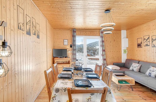 Seyne House | Entire Chalet Near Ski Slopes and Lake