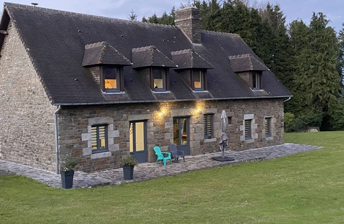 Fleury House | Entire house in the countryside near the beaches of the English Channel