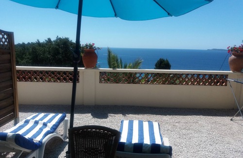 Rayol-Canadel-sur-Mer Apartment | Exceptional sea view apartment in detached villa Côte d'Azur