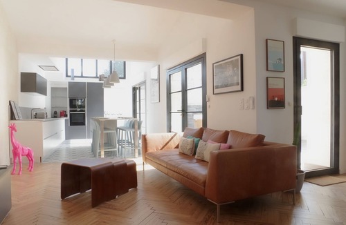 Talence House | Exclusive house of 140 m2 with 3 bedrooms and fantastic private patio
