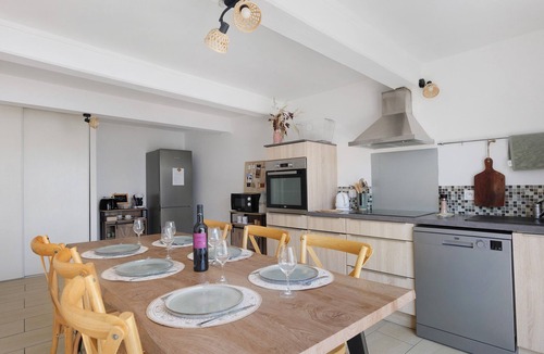 Saint-Martin-de-Villereglan House | Family Home La Villa Cecile