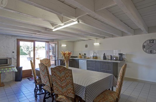 L'Hopital-le-Grand Cottage | Family Cottage 5 Bedrooms, Air Conditioning, Pets Welcome, Spa