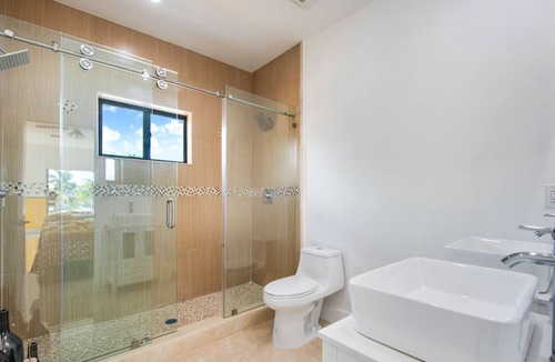 Southwest Coconut Grove House | Fendi Mansion│Pool│Central Miami│Pool table