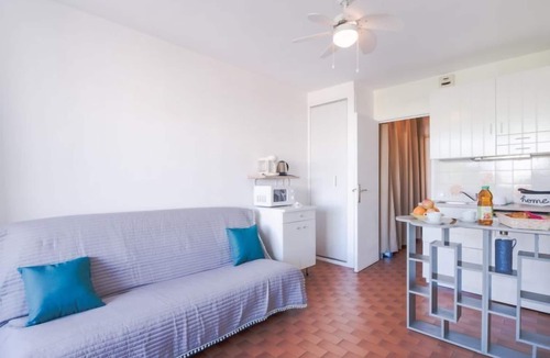 Le Grau-Du-Roi Apartment | Floralies I by Interhome