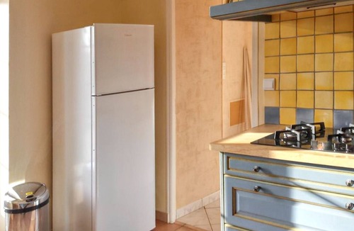 La Chapelle-Saint-Martin-en-Plaine House | Homerez - House in La Chapelle-St-Martin