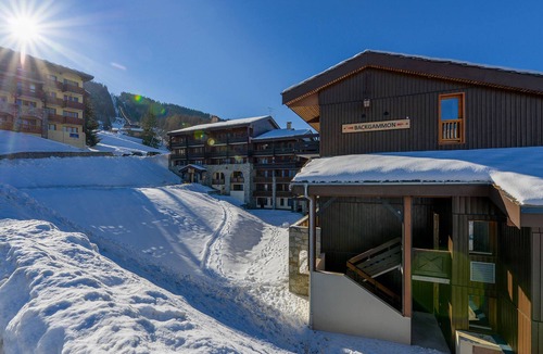 Bellentre Apartment | Renovated apartment - Near slopes 5 pers - Balcony Mont Blanc view
