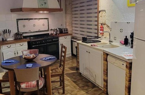 La Rochebeaucourt-et-Argentine Resort | 36 m² Resort ∙ 2 guests