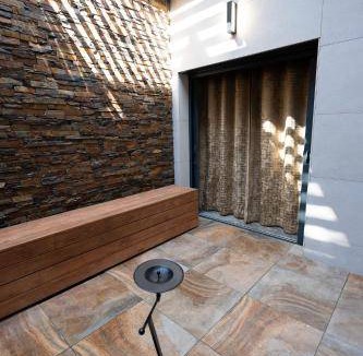 Saint-Etienne Bed & Breakfast | 30 m² Bed and breakfast ∙ 4 guests