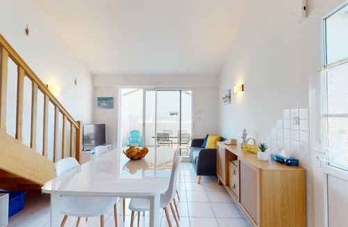 Saint-Gilles-Croix-de-Vie House | 50 m² House ∙ 2 bedrooms ∙ 5 guests