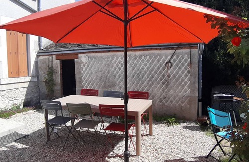 Saint-Hilaire-Saint-Mesmin Cottage | 110 m² Cabin ∙ 3 bedrooms ∙ 7 guests