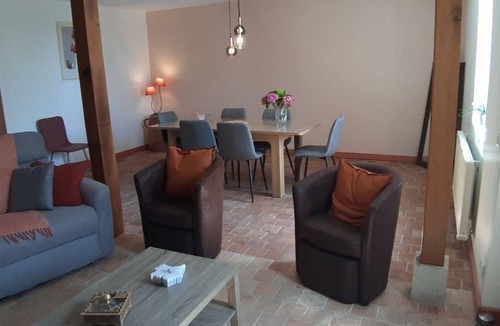 Saint-Hilaire-Saint-Mesmin Cottage | 110 m² Cabin ∙ 3 bedrooms ∙ 7 guests