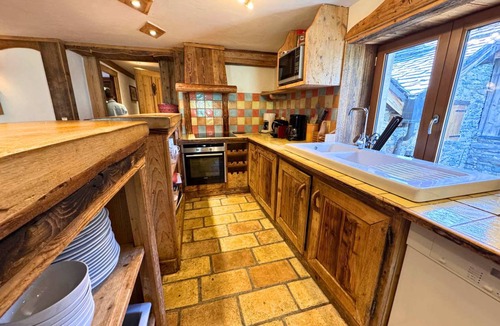 Reberty Ski Chalet | 210 m² Chalet ∙ 7 bedrooms ∙ 15 guests