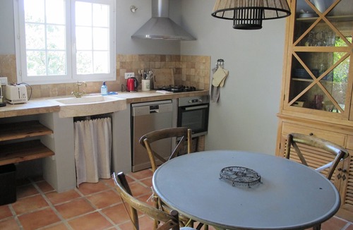 Saint-Maximin-la-Sainte-Baume Apartment | Charming gîte for 5 people with private heated swimming pool in St Maximin