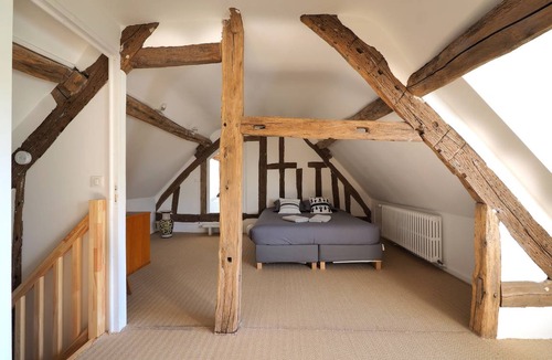 Francheville House | 130 m² House ∙ 3 bedrooms ∙ 8 guests