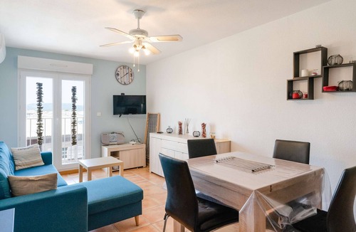 Gruissan Plage Apartment | FR33 Comfortable air-conditioned T2 Plage des Chalets